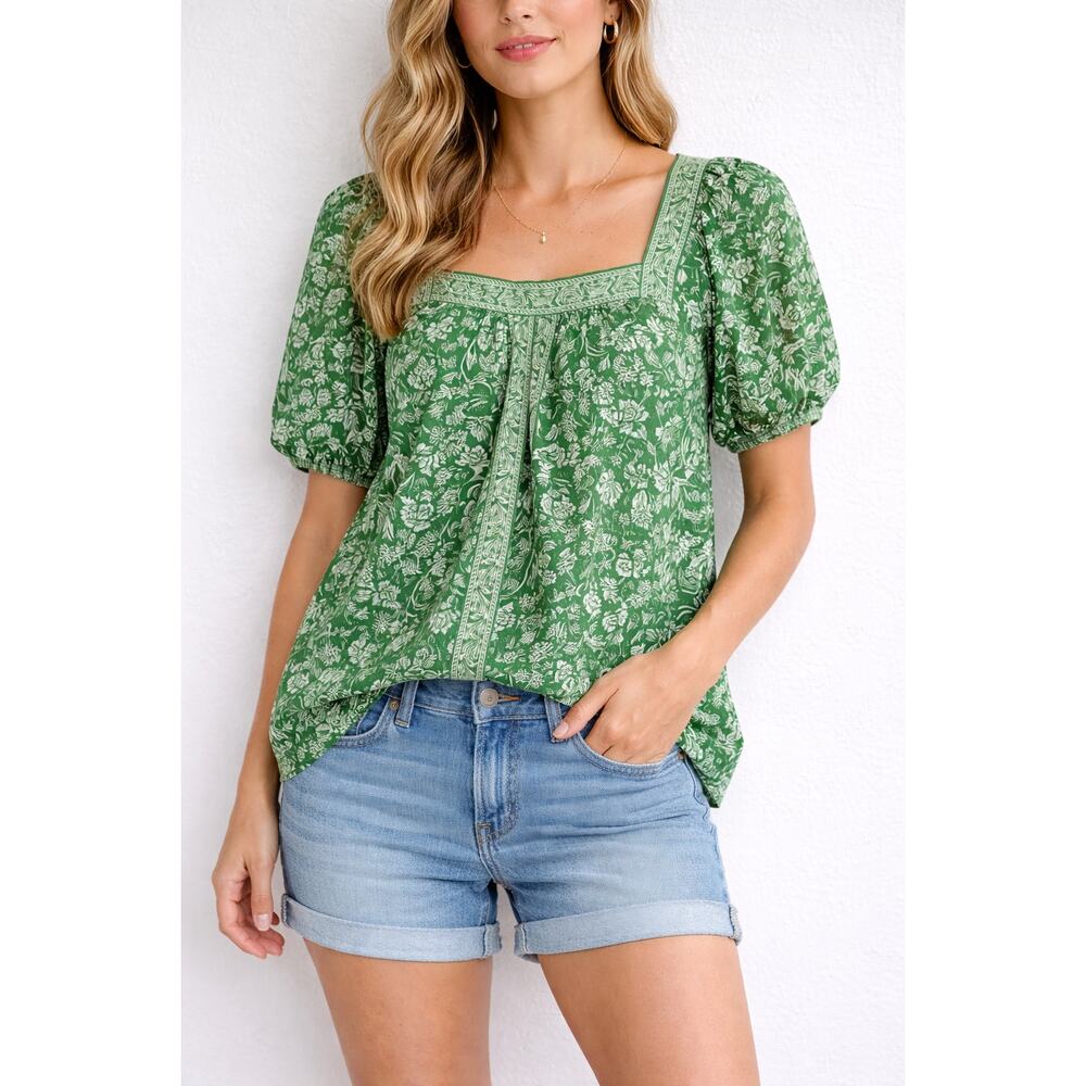 Max Studio green and white floral print blouse features balloon sleeves size XS